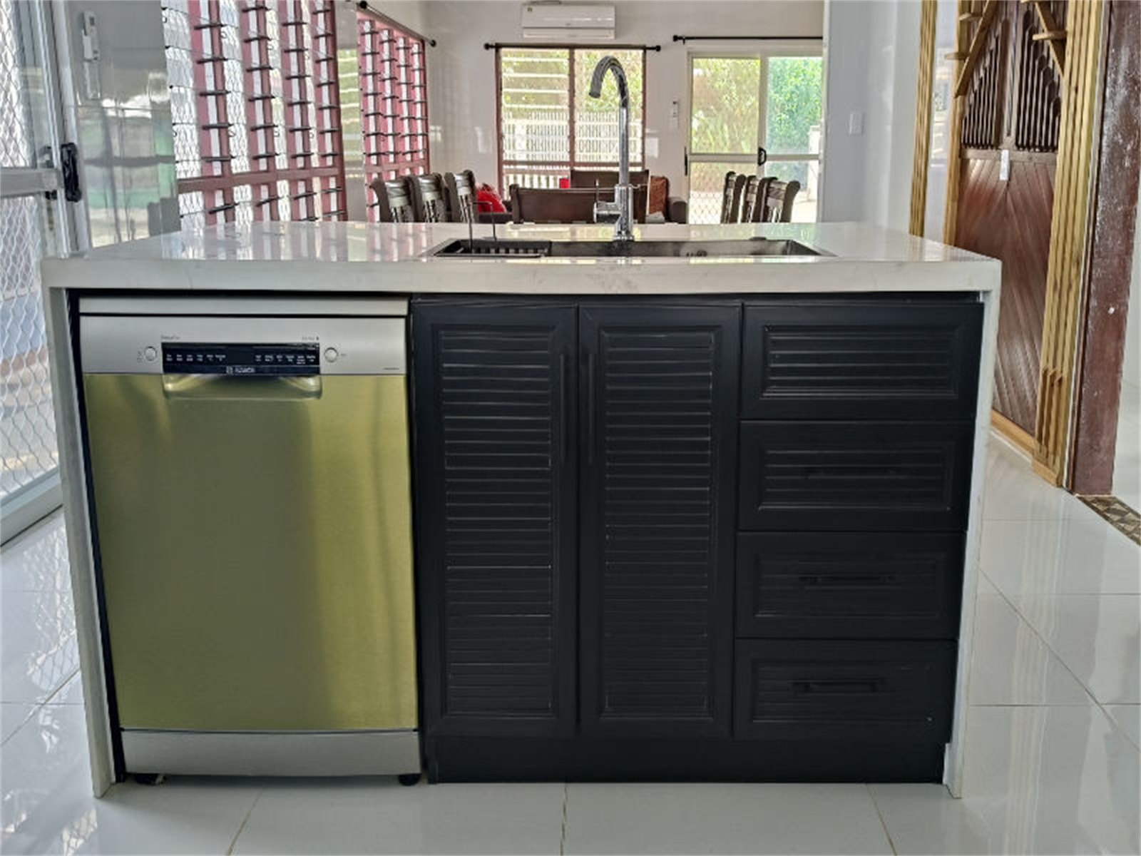 Vailele | Kitchen